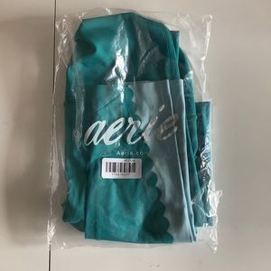 Aerie Play Real Me Scalloped 7/8 Leggings Mermaid